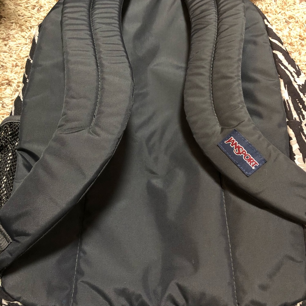 Backpack - Picture 3 of 6